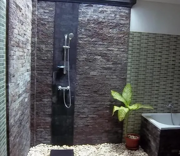 ゲストハウス Casamia Bali